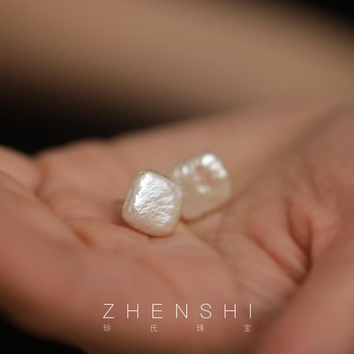 珍氏珠宝 天然淡水巴洛克珍珠耳钉女款 S925银气质简约耳饰（方糖）