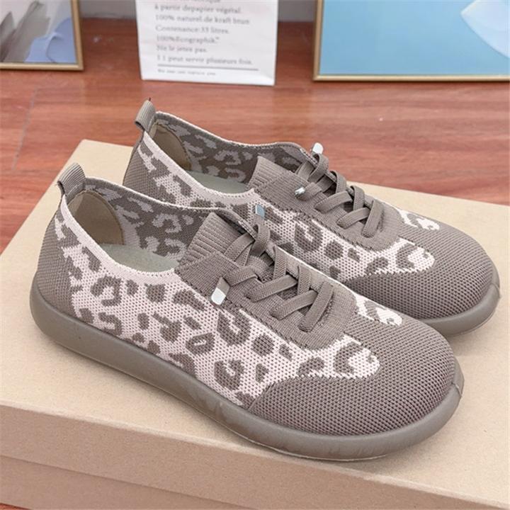 2025春季新款豹纹德训鞋时尚休闲女鞋软底轻便透气平底老北京布鞋