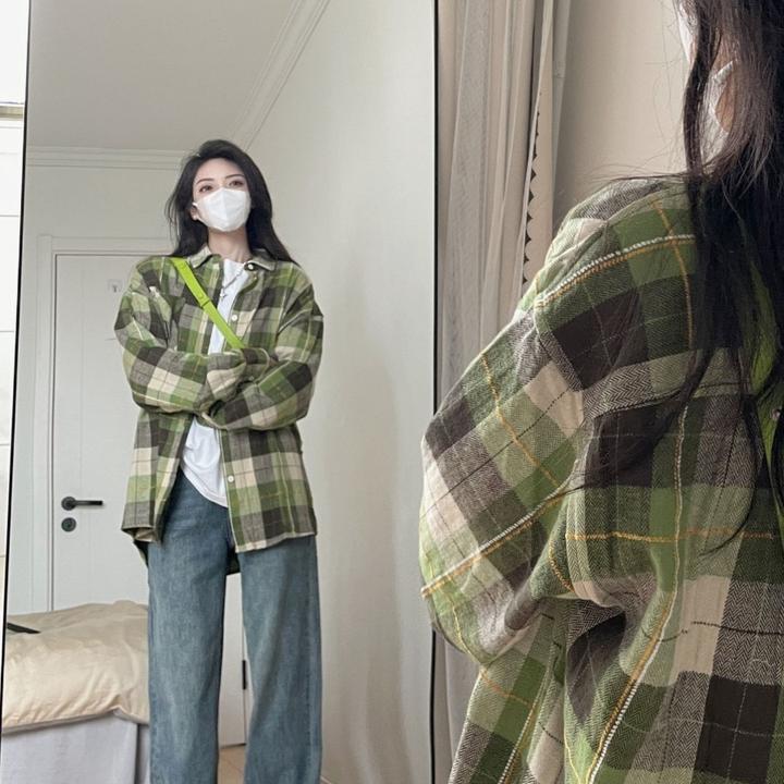 大码美式复古格子衬衫女春秋新款设计感小众宽松显瘦衬衣叠穿外套