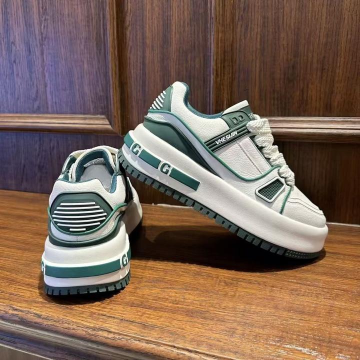 2025秋季爆款时尚厚底增高运动休闲鞋潮流小白鞋轻奢百搭面包鞋男