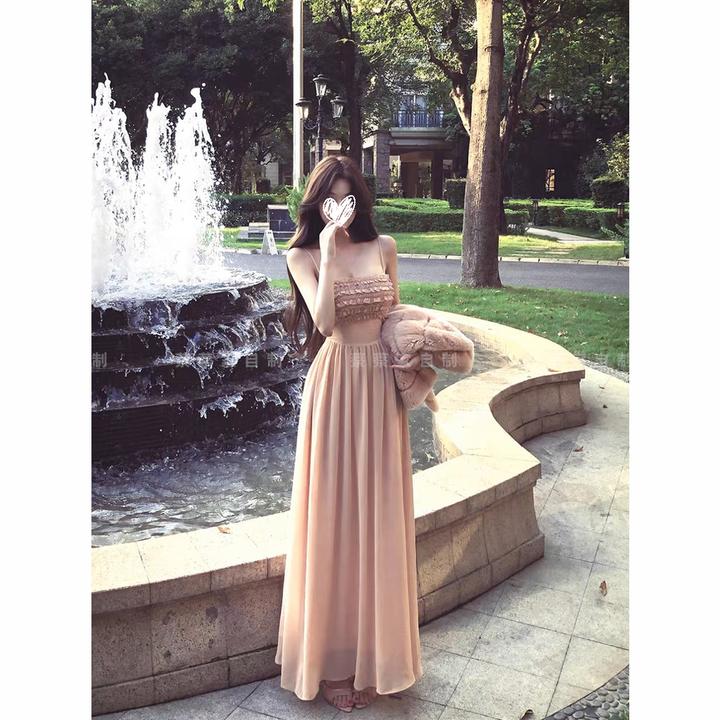 蔡蔡家「爱神维纳」气质显瘦收腰法式高级感设计感连衣裙女2326#