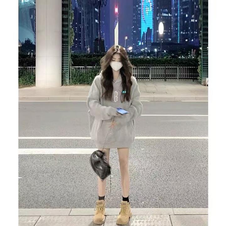 美式字母印花连帽卫衣女秋冬新款宽松中长款休闲盐系长袖加绒上衣
