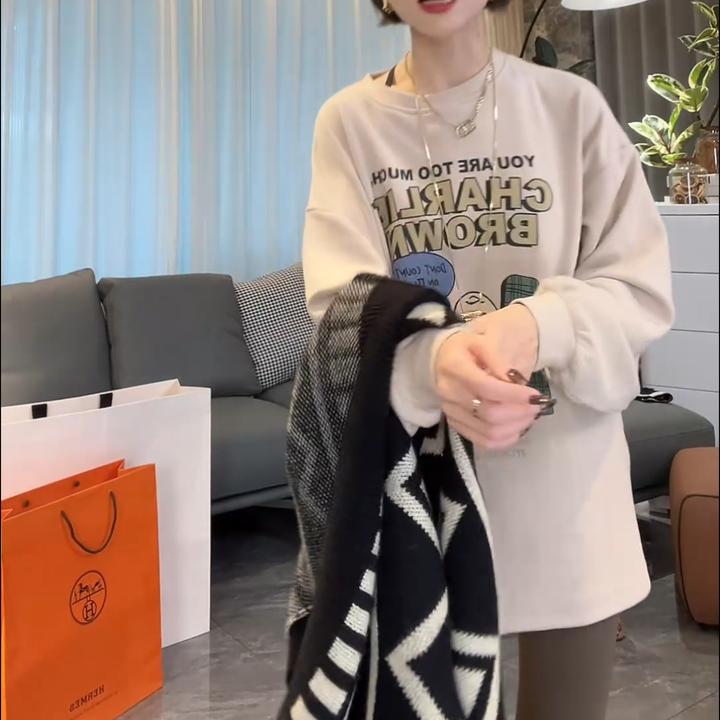 2025早春韩版圆领磨毛印花开叉女百搭秋冬打底上衣卫衣LK2501183