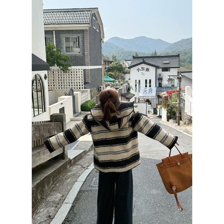 楠序微胖 女装秋款爆款2025秋冬穿搭条纹宽松连帽外套大衣YZ38017