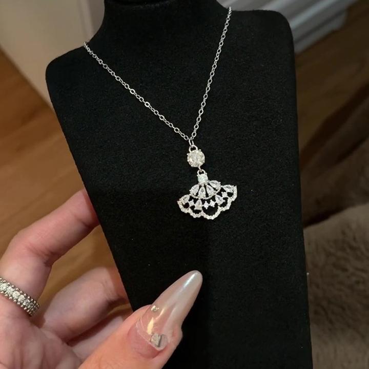 铜合金项链 法式镂空项链女高级感轻奢气质设计感小众百搭锁骨链