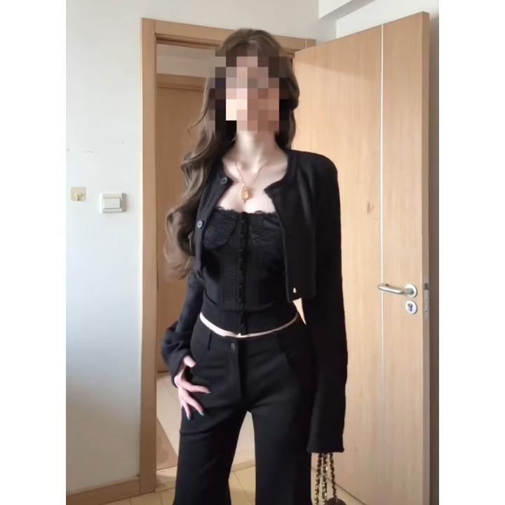 MARIE.COCO纯欲辣妹风一整套早秋新款性感抹胸上衣外搭开衫微喇裤