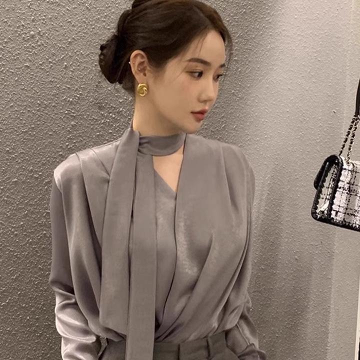 高级感轻奢缎面飘带衬衫女2025秋季新款设计感V领减龄洋气衬衣女