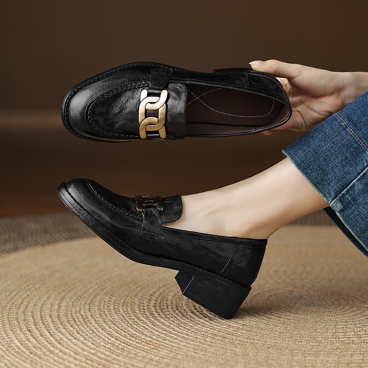 巨好穿法式深口单鞋女春秋圆头中跟粗跟真皮英伦40大码41乐福鞋女