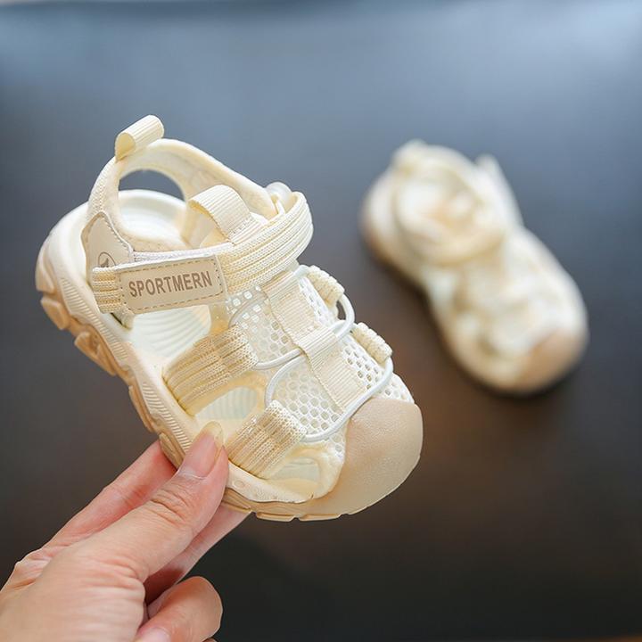 小步点包头婴儿凉鞋夏薄款2025男女宝宝学步软底透气机能溯溪小童