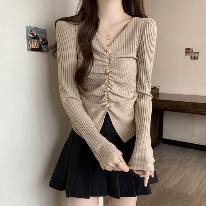 大码百搭精致上衣早春装褶皱独特漂亮小衫内搭打底正肩长袖t恤女