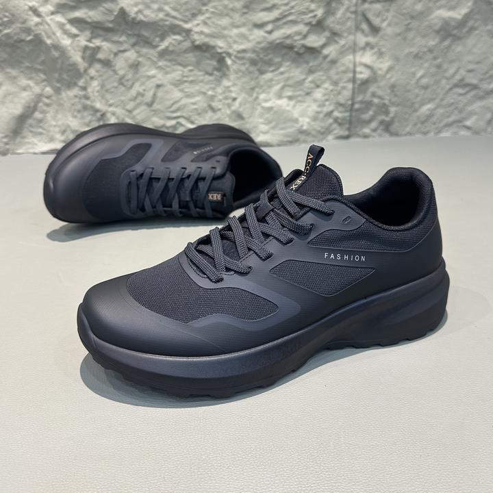 DMXUXM『设计风』轻松搭配~匠心制作~新款百搭户外休闲防滑运动鞋男