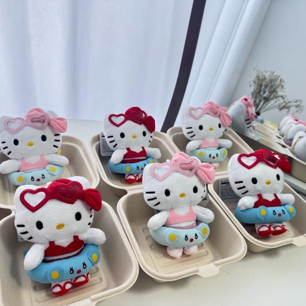 可爱小kt猫游泳圈比基尼造型毛绒公仔钥匙扣书包包挂件