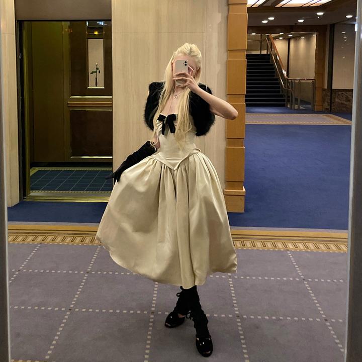 Rase le sol‘Princess'sSkirt’蝴蝶结抹胸礼服裙收腰长款连衣裙