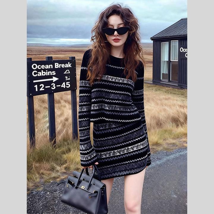 冬季搭配一整套高级感超好看独特宽松时尚慵懒软糯毛衣半裙两件套