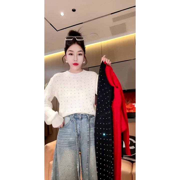 欧货设计重工款百搭规则排列烫钻针织圆领毛衣