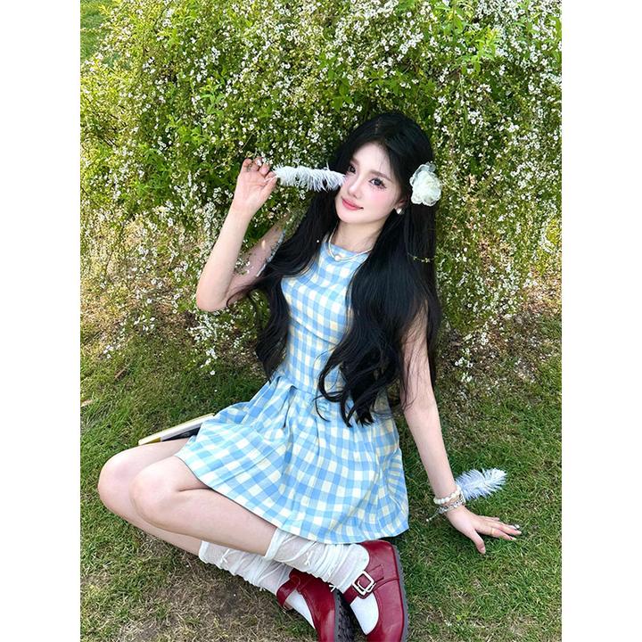 甜美气质度假风修身格纹背心连衣裙夏季新款收腰显瘦小众休闲短裙