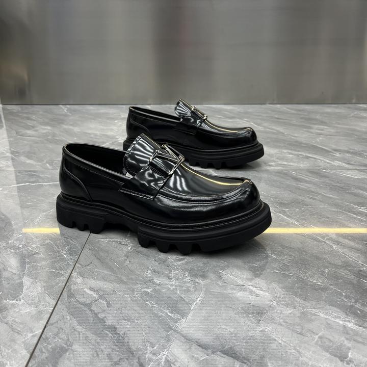 男士真皮厚底休闲皮鞋2025新款英伦风时尚一脚蹬男鞋商务休闲皮鞋