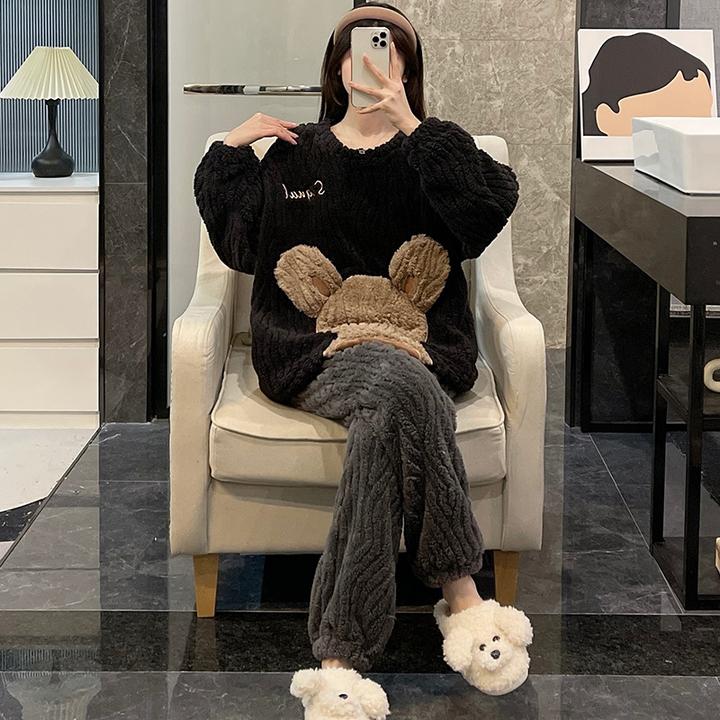 珊瑚绒睡衣女秋冬季大码法兰绒加厚卡通熊可外穿学生春套装家居服