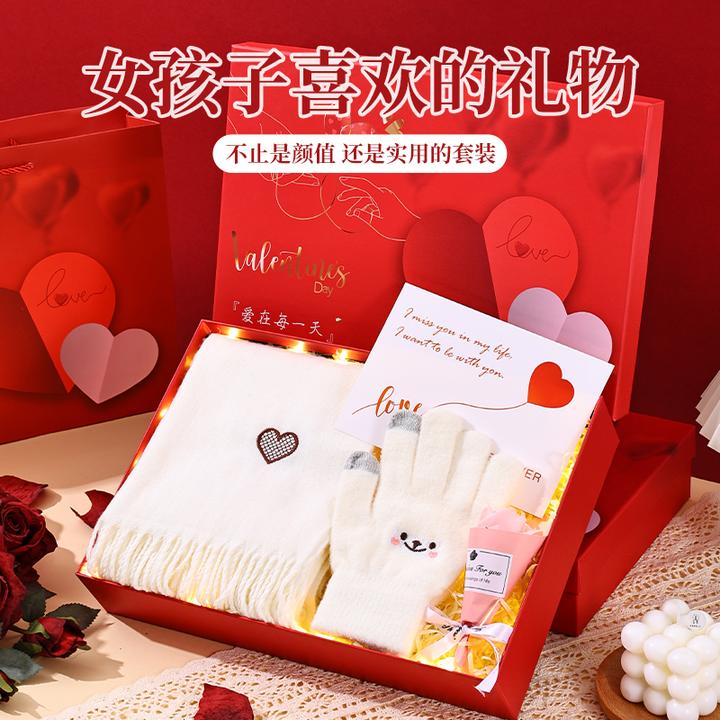 2025新款围巾触屏手套礼盒冬天的第一条围巾送女朋友礼物送闺蜜
