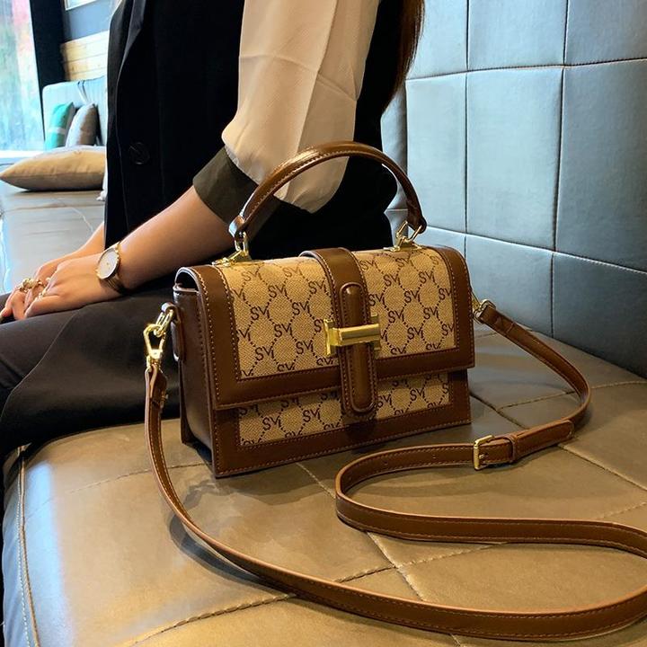 真皮小方包女2025新款时尚大容量手提包高级感单肩包斜挎包女包潮