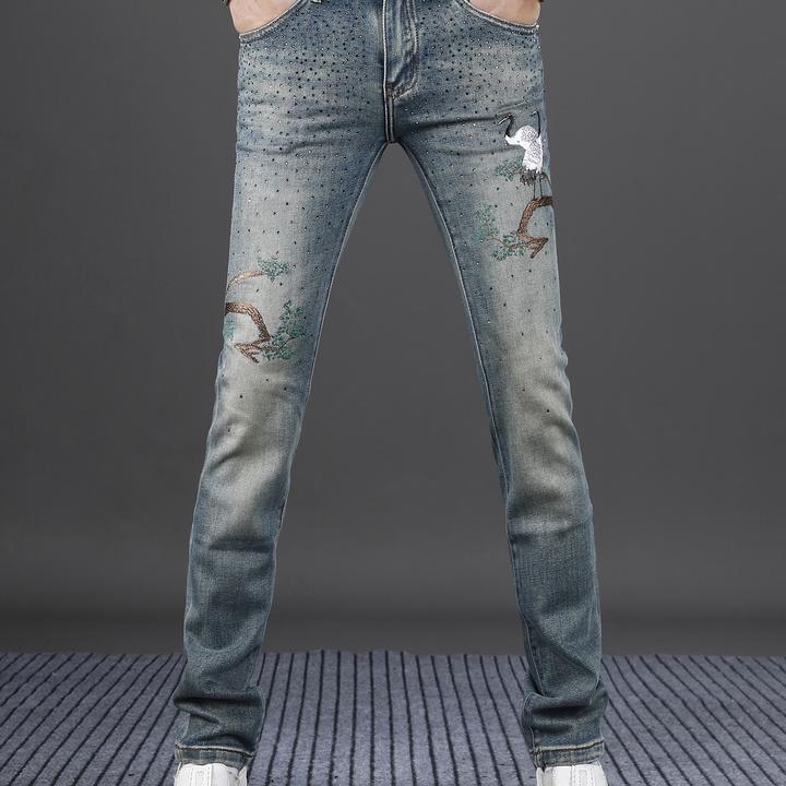 高端欧货烫钻刺绣牛仔裤男款2025秋季新款修身小脚复古水洗男裤子
