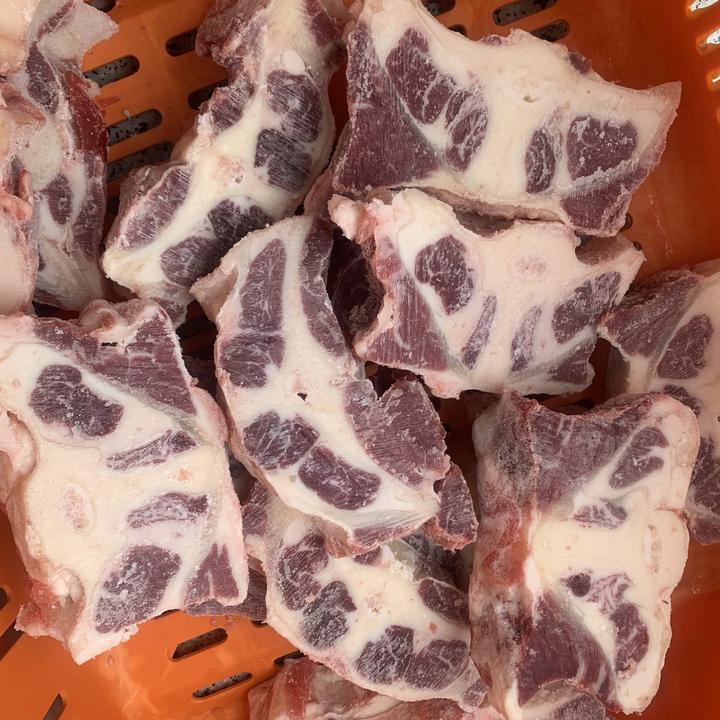 牛骨头新鲜带肉牛尾骨 有肉有筋 肥瘦 不是牛尾国产清真 速冻发货