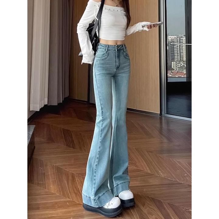 穿搭紧身微喇牛仔裤女既视感复古浅色梨形身材裤子直筒女孩