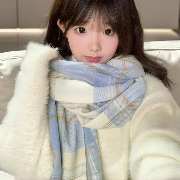 名创优品韩系氛围感格子围巾女秋冬季2025新款百搭可爱学生保暖高