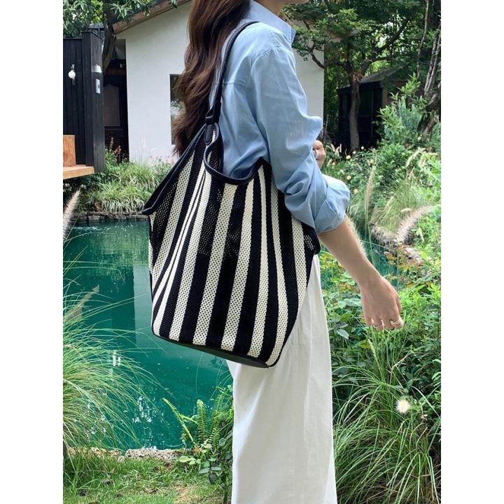 女包 时尚通勤大容量托特包女2025新款ins条纹撞色手拎单肩包