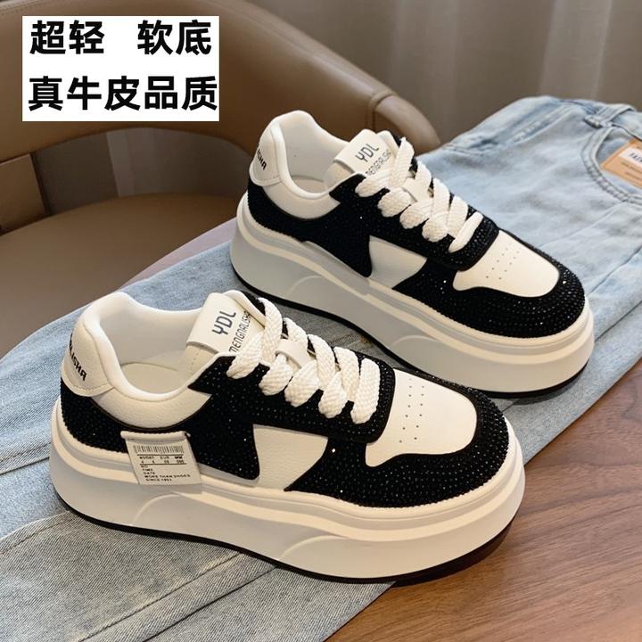 2025年新款秋季品质小白鞋女小众设计感厚底小个子显高休闲运动鞋