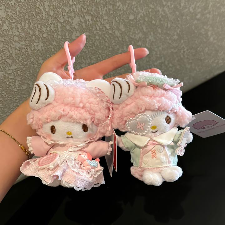 piano小羊护士套装公仔包包挂件钥匙扣可爱毛绒玩偶玩偶挂件