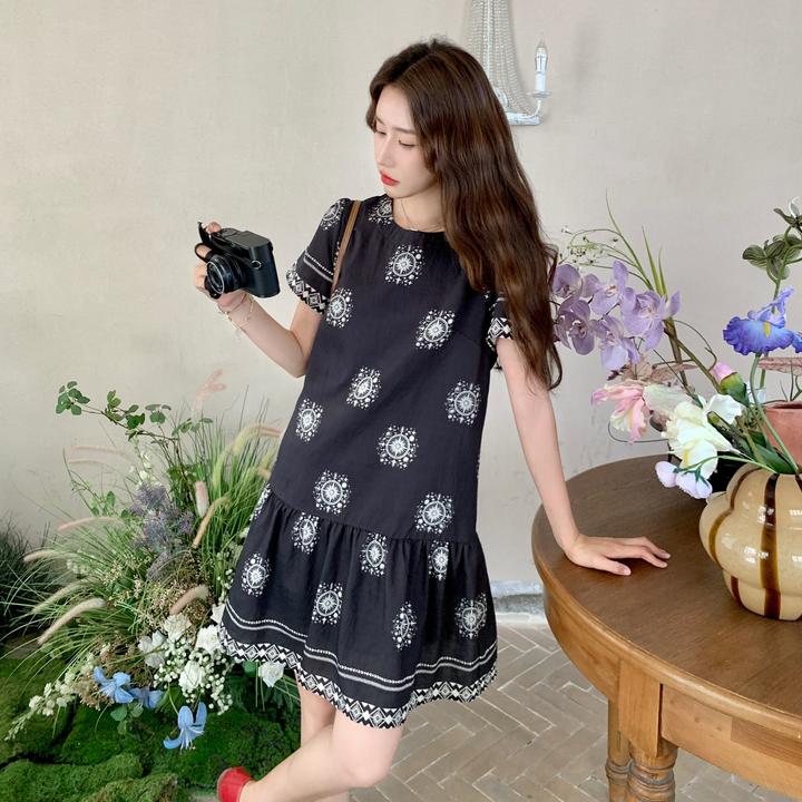 夏季印花常规宽松腰连衣裙短袖休闲风见外包装常规袖