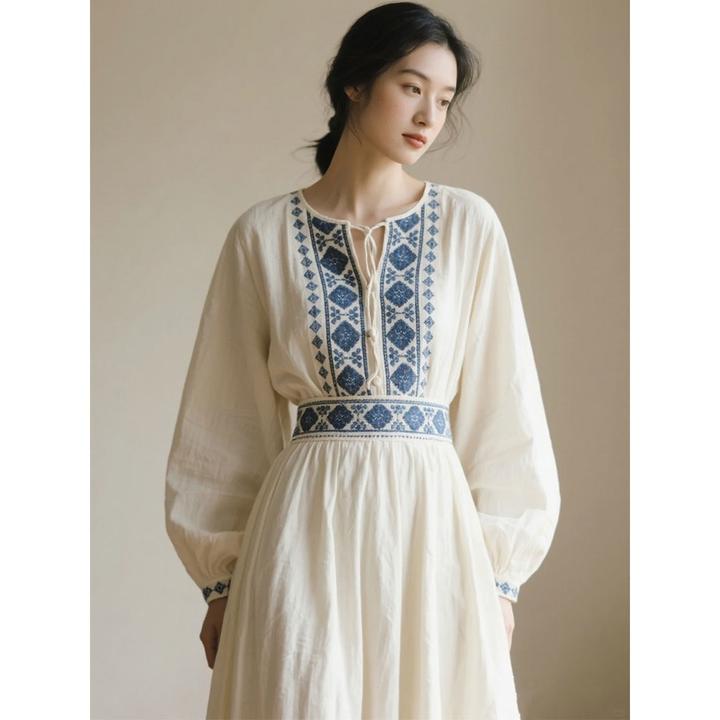 白色连衣裙气质仙女个性优雅民族风长裙云南旅游穿搭拍照沙滩裙子