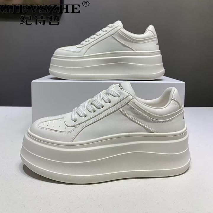 GIEVSZHE/纪诗哲厚底小白鞋女新款松糕底休闲7厘米百搭增高运动鞋
