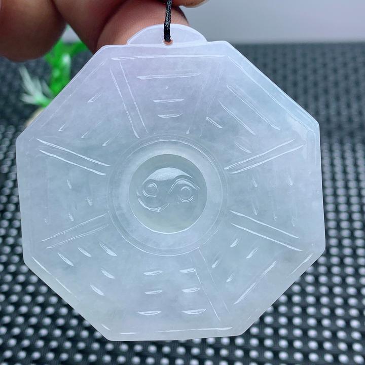 缅甸天然翡翠A货糯冰种大八卦太极阴阳牌挂件挂坠仿古白色吊坠