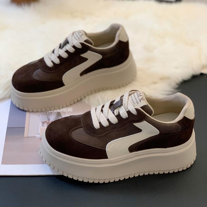 厚底复古爆款板鞋女2025年冬季新款显脚小高级时尚百搭休闲松糕鞋