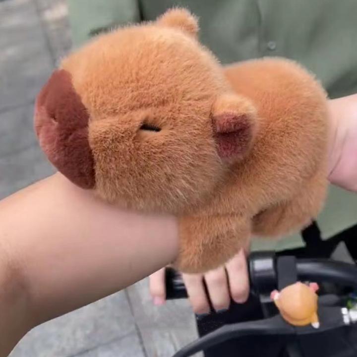 卡皮巴拉啪啪圈毛绒玩具水豚玩偶手腕可爱卡皮吧啦公仔生日礼物女