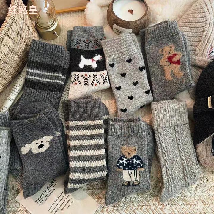 袜子女中筒袜秋冬季加厚保暖日系可爱羊毛袜条纹灰色女生堆堆长袜