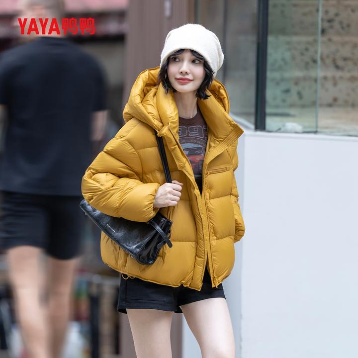 YAYA鸭鸭官方新国标90绒短款羽绒服女士街头户外冬季休闲保暖外套