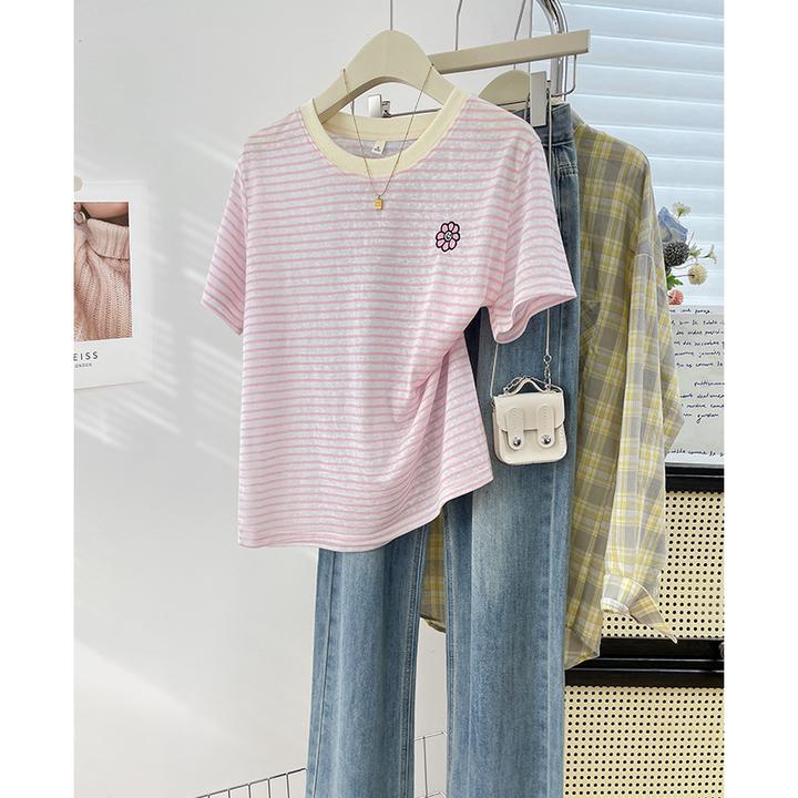 小众设计感圆领撞色条纹花朵刺绣短袖T恤女夏季韩版宽松温柔上衣