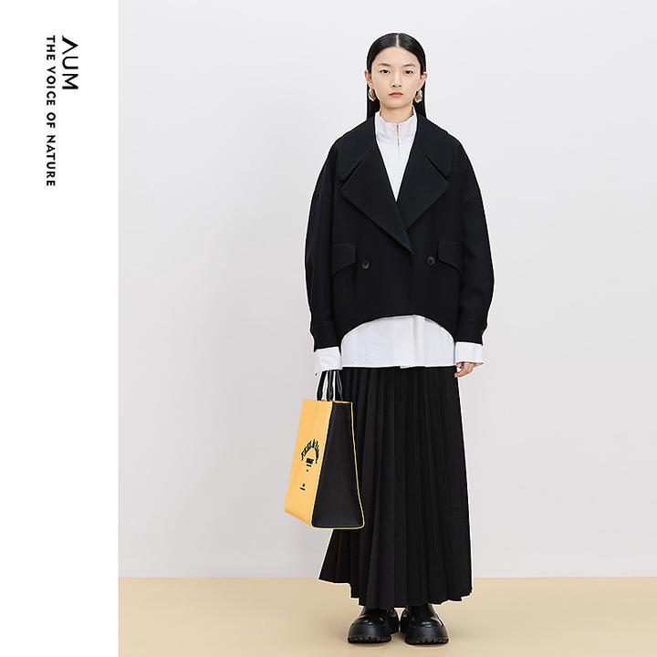 AUM时尚休闲黑色毛呢翻领秋冬秋季短外套MCEG30268