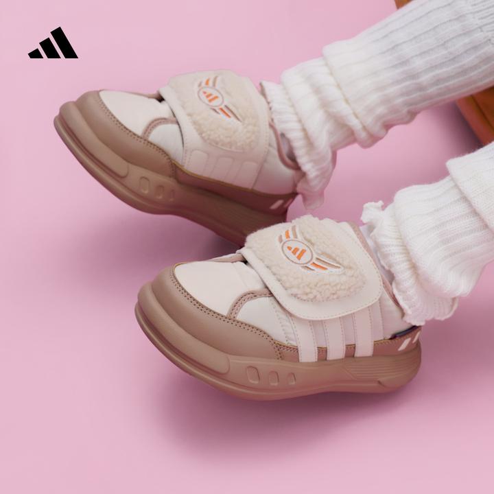 adidas阿迪达斯男女小童缓震回弹保暖运动鞋PUFFY SKIPPER KJ3902