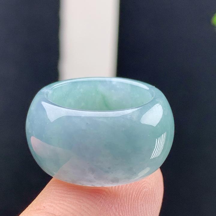 戒指内径17.3纯天然a货翡翠老坑冰种蓝绿色素面轮胎宽扳指环尾戒