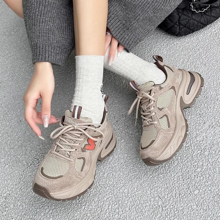 耐磨防滑海螺鞋增高草莓鞋运动鞋厚底百搭女鞋老爹鞋女