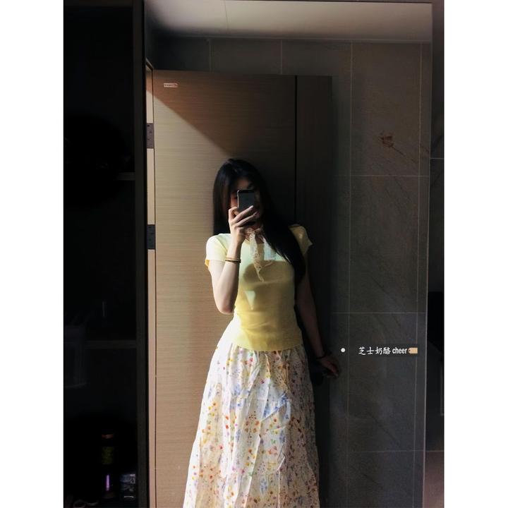 老钱风松弛感女装贵气K多巴胺黄色短袖T恤上衣套装女夏季设计感高