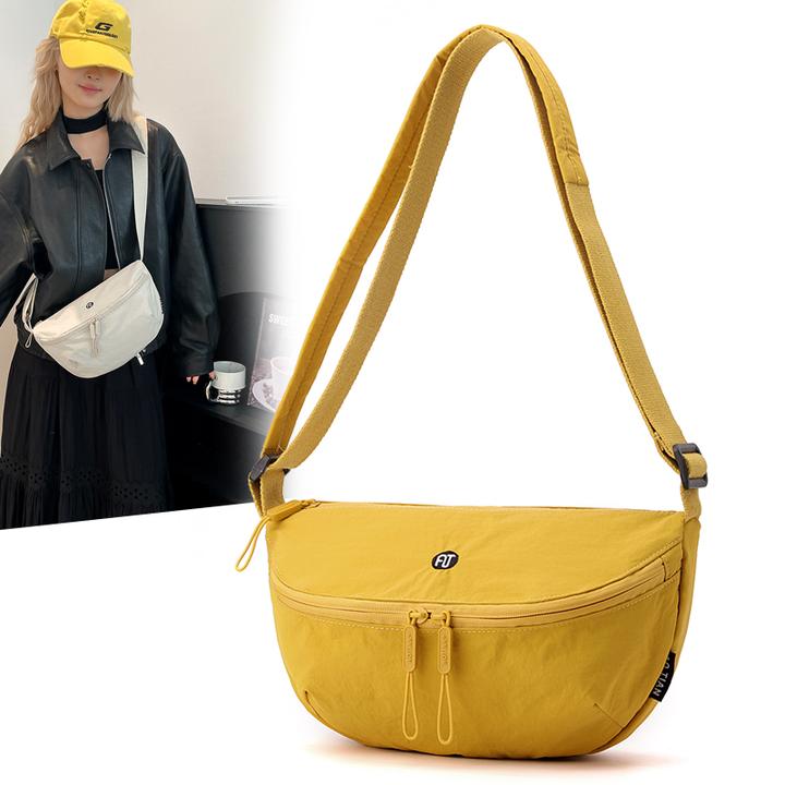 女包新款时尚斜挎包简约休闲牛津布包饺子包休闲小包单肩包15063