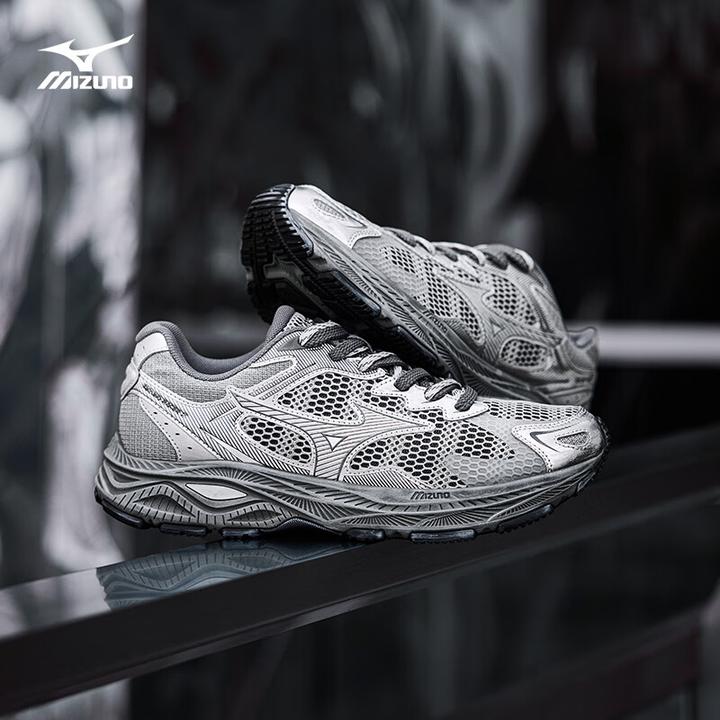 Mizuno/美津浓情侣复古经典运动透气网面跑鞋陨石灰RACER S 1.0