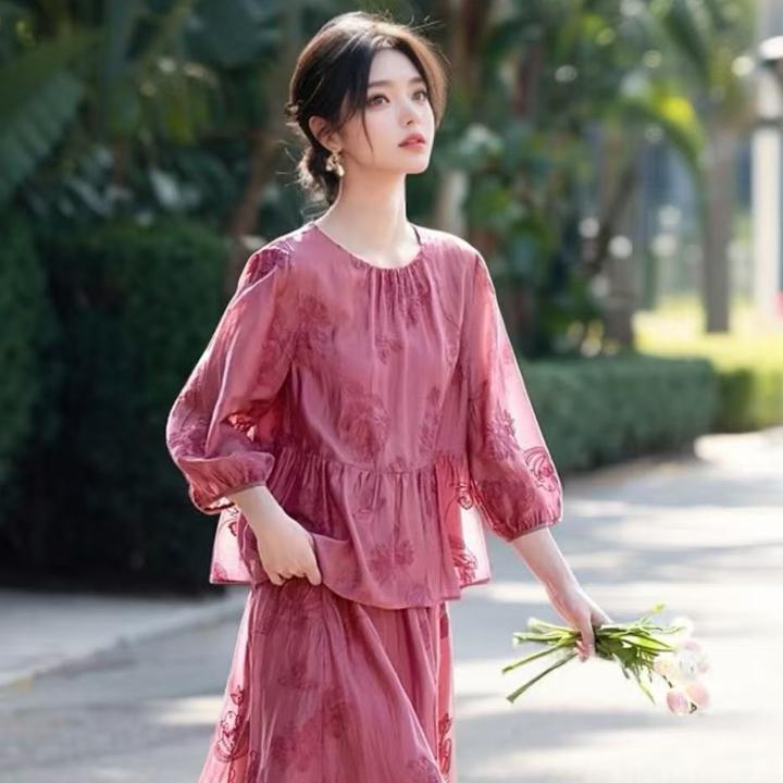 SS638优雅刺绣小衫春季高级感优雅小衫半身裙休闲度假套装女