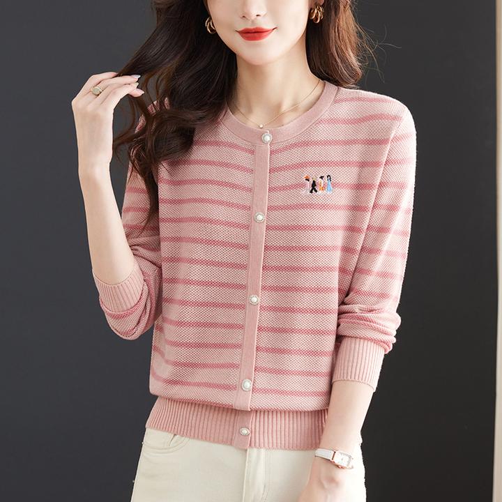 别致绣花条纹毛衣时尚薄款春秋季上衣2025新款时髦洋气针织打底衫