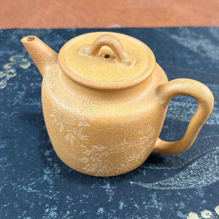 宜兴紫砂半手精工汲直壶185CC